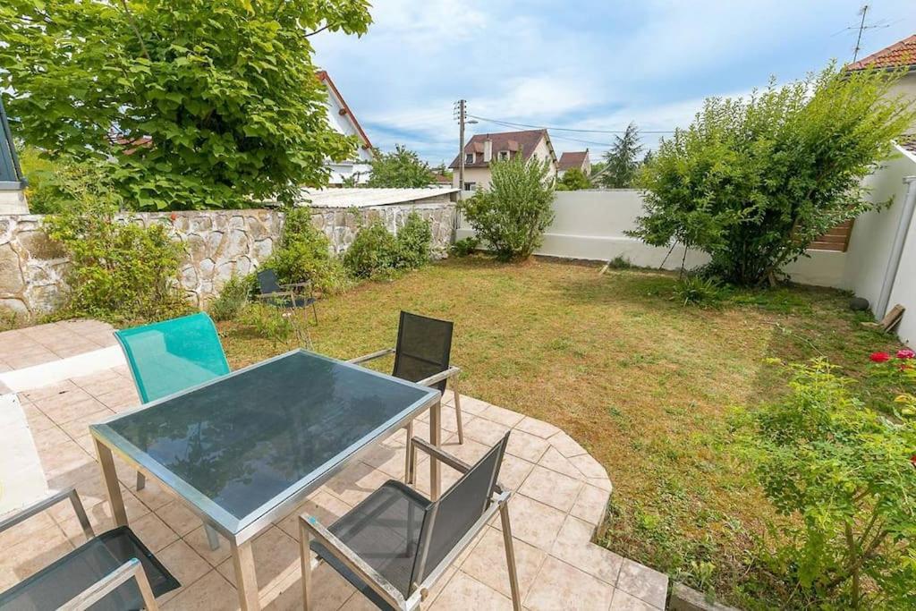 Le Montrachet Villa Dijon Exteriör bild